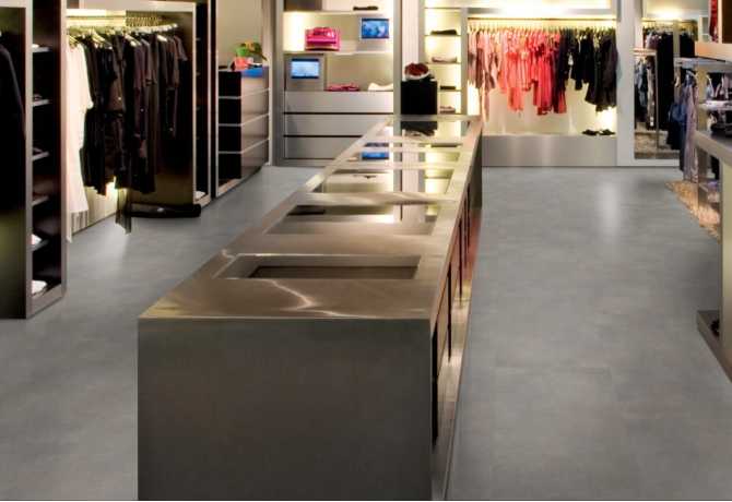 Grey voolcanor tile